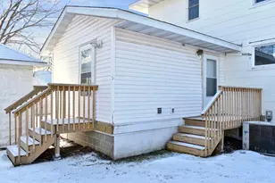 714 E Mark St, Winona, MN 55987 - Photo 12