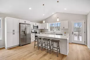 1111 Dorthy Ln, Elko New Market, MN 55054 - Photo 4