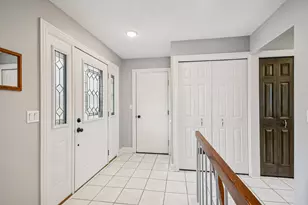 9545 Garrison Way, Eden Prairie, MN 55347 - Photo 12