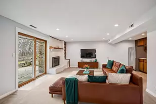 9545 Garrison Way, Eden Prairie, MN 55347 - Photo 6