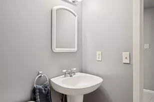 4108 Dublin Dr, Minnetonka, MN 55345 - Photo 26