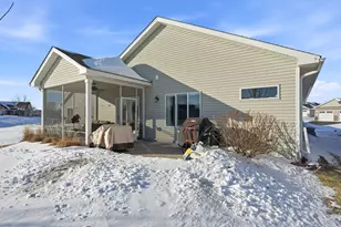 1003 Golden Way NW, Isanti, MN 55040 - Photo 38