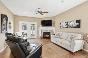 1003 Golden Way NW, Isanti, MN 55040 - Photo 16