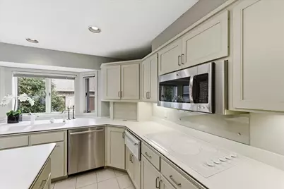 7726 Lochmere Terrace, Edina, MN 55439 - Photo 6