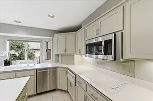 7726 Lochmere Terrace, Edina, MN 55439 - Photo 6