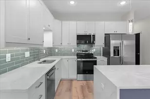 425 W 8th St, New Richmond, WI 54017 - Photo 6