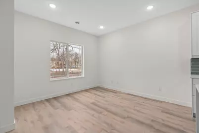 425 W 8th Street #20, New Richmond, WI 54017 - Photo 8