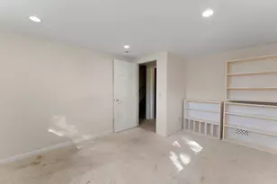 695 Hague Ave, Saint Paul, MN 55104 - Photo 22