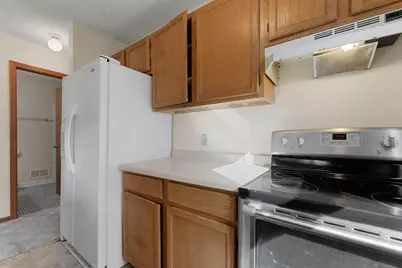 695 Hague Avenue, Saint Paul, MN 55104 - Photo 14