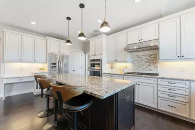 9889 Frederick Place, Eden Prairie, MN 55347 - Photo 12