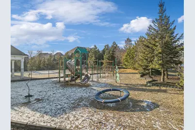 9889 Frederick Place, Eden Prairie, MN 55347 - Photo 48
