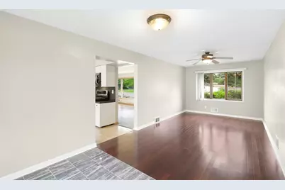 561 Bennett Drive NE, Fridley, MN 55432 - Photo 12