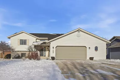 750 22nd Street SE, Owatonna, MN 55060 - Photo 2