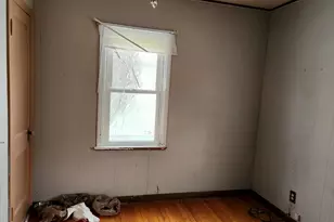 910 11th St, International Falls, MN 56649 - Photo 14