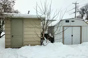 910 11th St, International Falls, MN 56649 - Photo 6