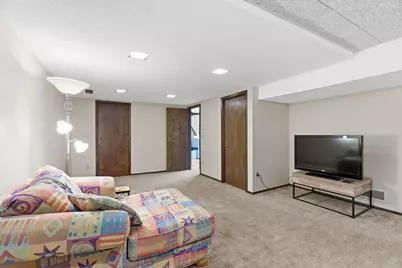 10186 Quaker Lane N, Maple Grove, MN 55369 - Photo 22