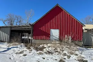 8225 485th St, Kenyon, MN 55946 - Photo 24