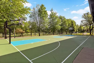 3208 Logan Avenue N, Minneapolis, MN 55412 - Photo 38