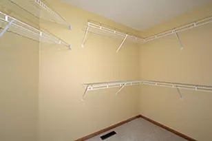 6463 Brook Ln, Savage, MN 55378 - Photo 12