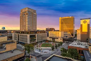 118 Broadway N, Fargo, ND 58102 - Photo 10