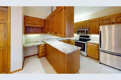 2217 Baihly Court SW, Rochester, MN 55902 - Photo 2