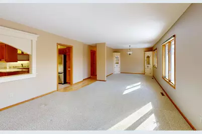 2217 Baihly Court SW, Rochester, MN 55902 - Photo 4