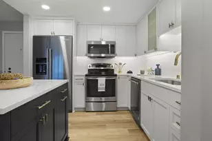 4075 W 51st St, Edina, MN 55424 - Photo 2