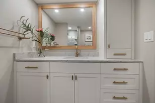 4075 W 51st St, Edina, MN 55424 - Photo 8