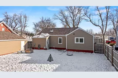 302 S Oak Street, Hendricks, MN 56136 - Photo 4