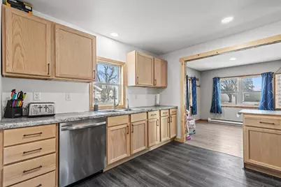 302 S Oak Street, Hendricks, MN 56136 - Photo 8