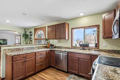 532 W Radichel Street, Lake Crystal, MN 56055 - Photo 10