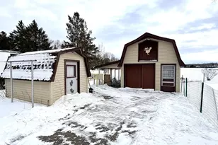 318 South St, Paynesville, MN 56362 - Photo 2