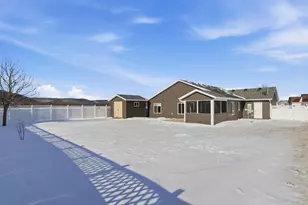 918 21st St, Wabasha, MN 55981 - Photo 4