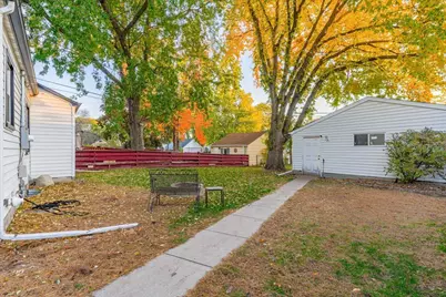 4522 Thomas Avenue N, Minneapolis, MN 55412 - Photo 28