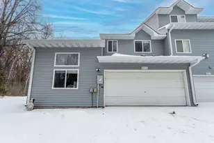 607 Woodduck Dr, Woodbury, MN 55125 - Photo 2