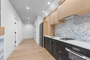 1105 Tanager Hl, Wayzata, MN 55391 - Photo 32