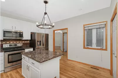 17896 Glasgow Way, Lakeville, MN 55044 - Photo 10