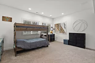 5200 Malibu Dr, Edina, MN 55436 - Photo 40