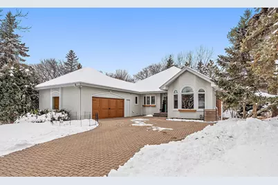 5200 Malibu Drive, Edina, MN 55436 - Photo 2