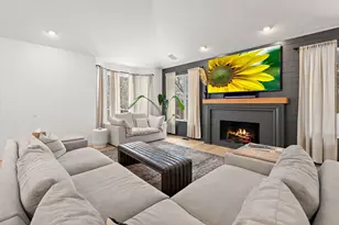 5200 Malibu Dr, Edina, MN 55436 - Photo 12