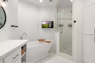 5200 Malibu Dr, Edina, MN 55436 - Photo 28