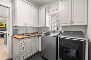 5200 Malibu Dr, Edina, MN 55436 - Photo 34