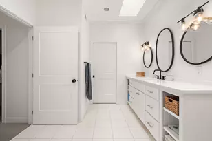 5200 Malibu Dr, Edina, MN 55436 - Photo 30