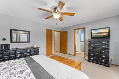 33584 Washington Street NE, Cambridge, MN 55008 - Photo 36