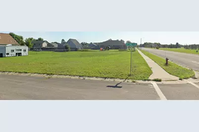 829 9th Avenue SW, Perham, MN 56573 - Photo 1