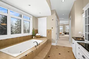 560 Marshall St, Duluth, MN 55803 - Photo 22