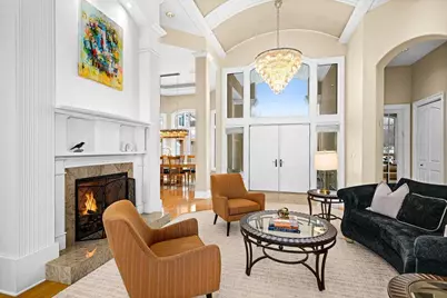 560 Marshall Street, Duluth, MN 55803 - Photo 12