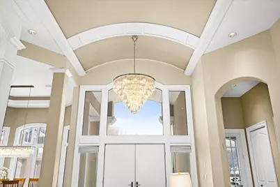 560 Marshall Street, Duluth, MN 55803 - Photo 2