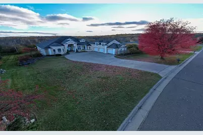 560 Marshall Street, Duluth, MN 55803 - Photo 96