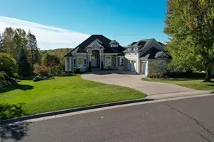 560 Marshall St, Duluth, MN 55803 - Photo 76